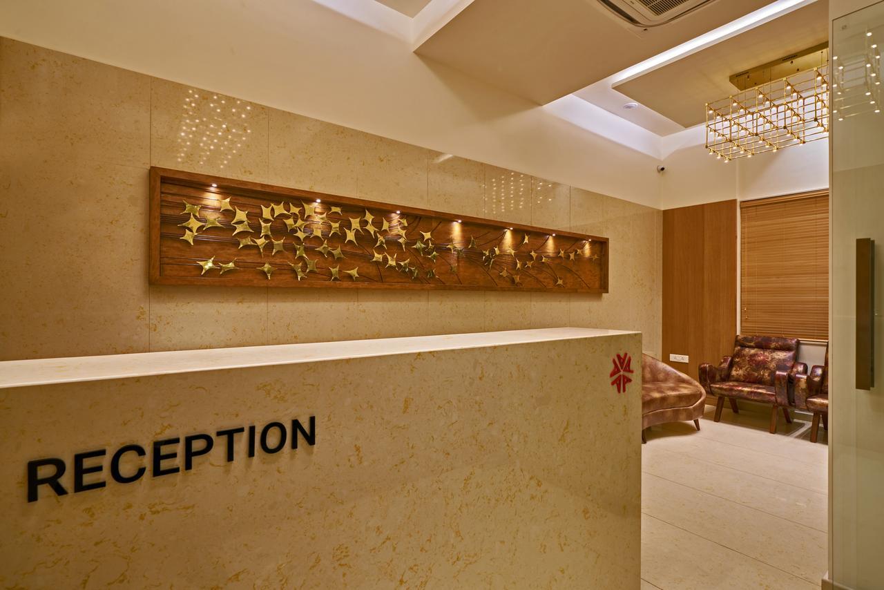 Hotel Atharv Top Rated Business Hotel In Kolhapur Zewnętrze zdjęcie