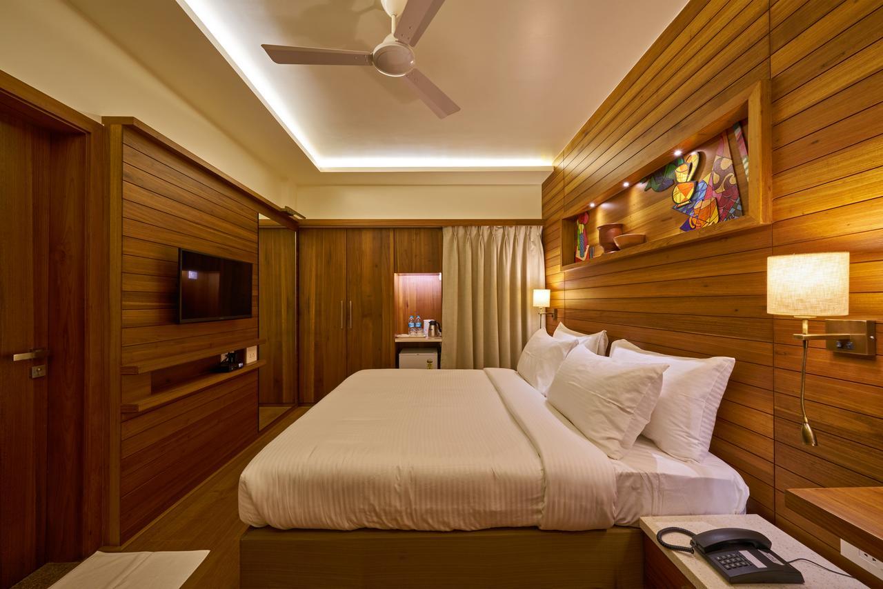 Hotel Atharv Top Rated Business Hotel In Kolhapur Zewnętrze zdjęcie