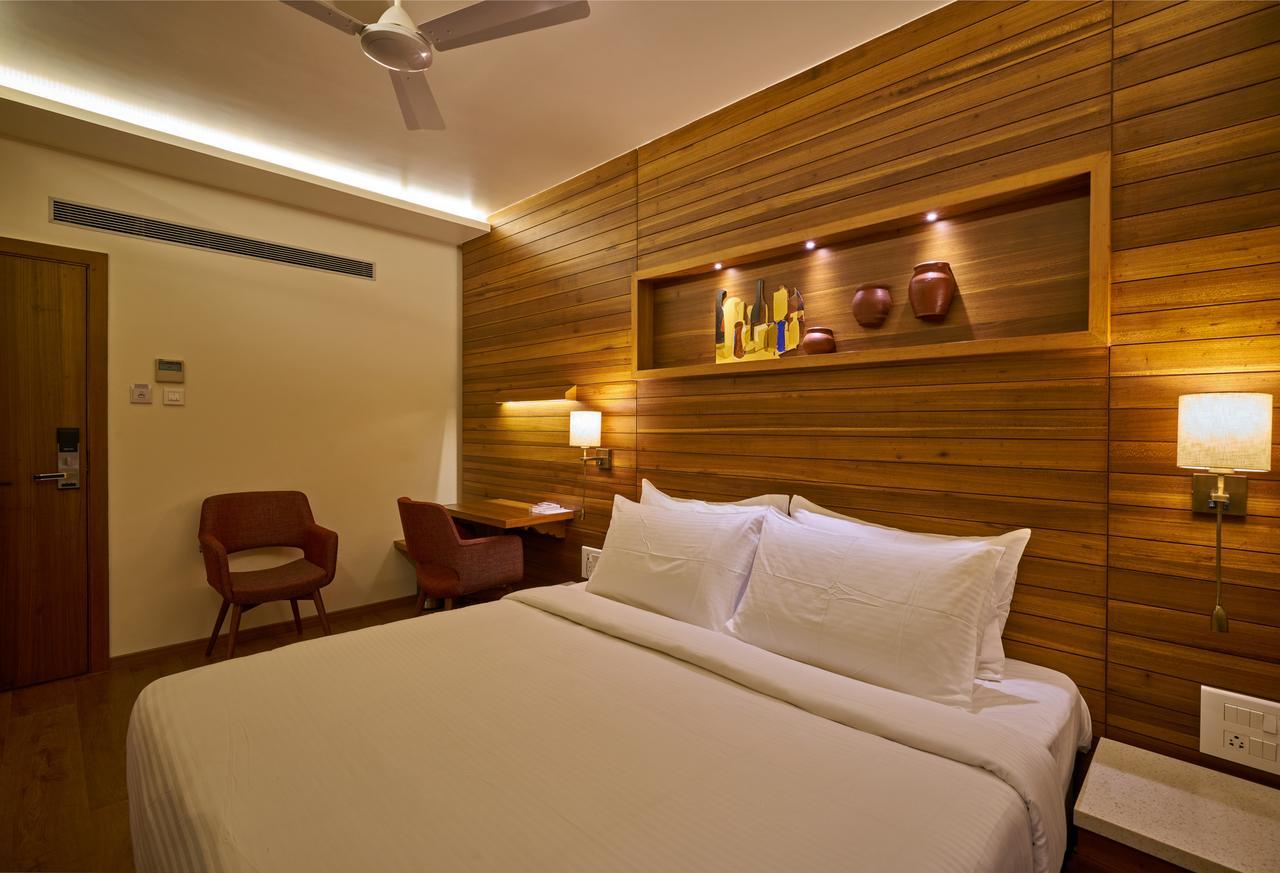 Hotel Atharv Top Rated Business Hotel In Kolhapur Zewnętrze zdjęcie